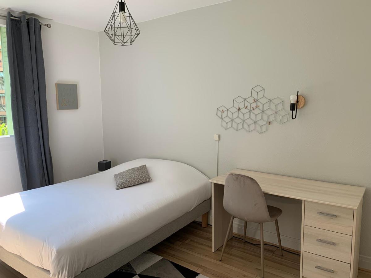 Au Coeur Du Parc Apartment Lyon Luaran gambar
